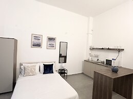 Ha-Carmel Market Apartment
