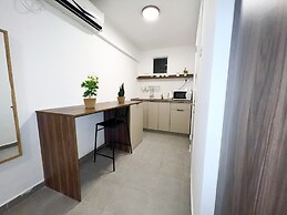 Ha-Carmel Market Apartment
