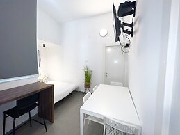 Ha-Carmel Market Apartment