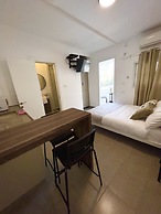 Ha-Carmel Market Apartment