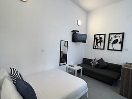 Ha-Carmel Market Apartment