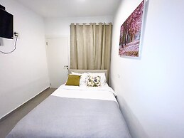 Ha-Carmel Market Apartment