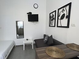 Ha-Carmel Market Apartment