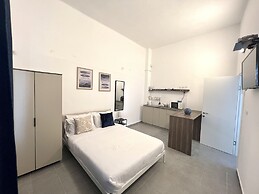 Ha-Carmel Market Apartment