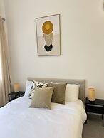 Ha-Carmel Market Apartment