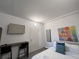 Ha-Carmel Market Apartment