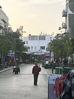 Ha-Carmel Market Apartment