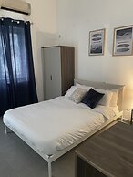 Ha-Carmel Market Apartment