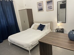 Ha-Carmel Market Apartment