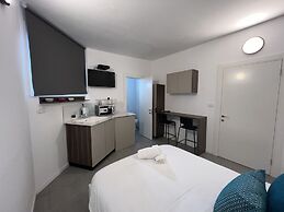 Ha-Carmel Market Apartment