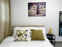 Ha-Carmel Market Apartment