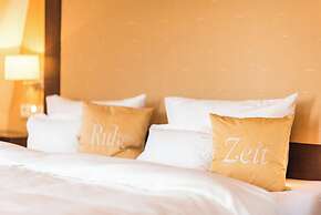 Tides Boutique Hotel