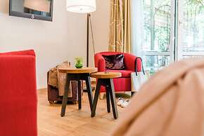 Tides Boutique Hotel