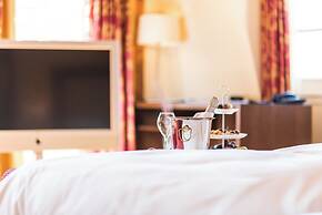 Tides Boutique Hotel