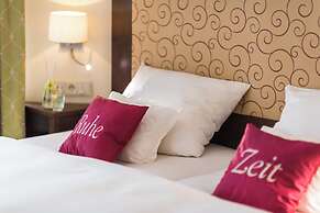 Tides Boutique Hotel