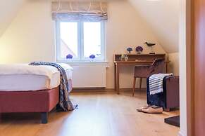 Tides Boutique Hotel