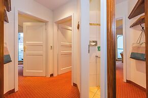 Tides Boutique Hotel