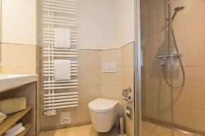 Tides Boutique Hotel