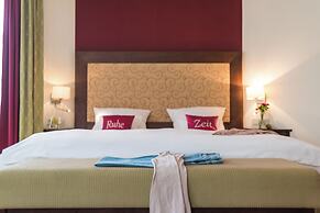 Tides Boutique Hotel