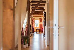 Tides Boutique Hotel