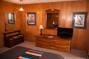 Raton Pass Motor Inn