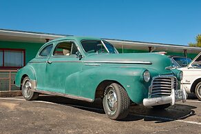 Raton Pass Motor Inn