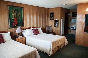 Raton Pass Motor Inn