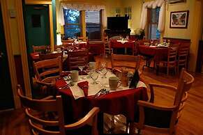 Auberge La Coulee Douce