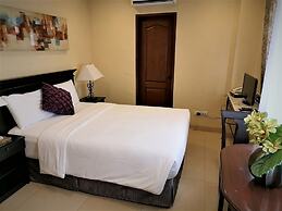 Sta. Barbara Residence Hotel