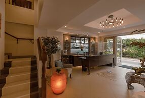 Sta. Barbara Residence Hotel