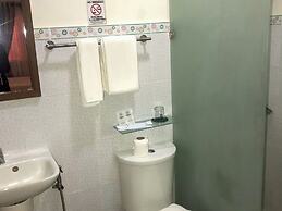 Cebu Uncle Tom's Cabin Hotel powered by Cocotel