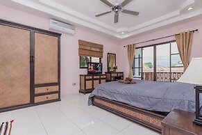 Baan Kanittha - 5 Bedrooms Pool Villa