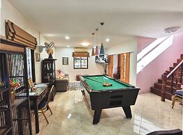 Baan Kanittha - 5 Bedrooms Pool Villa