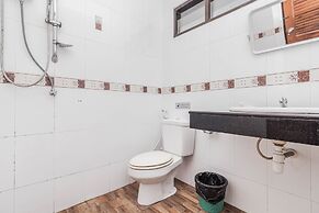 Baan Kanittha - 5 Bedrooms Pool Villa