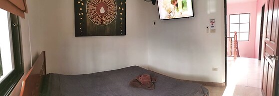 Baan Kanittha - 5 Bedrooms Pool Villa