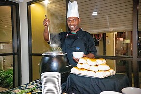 Highlander Hotel & Apartments