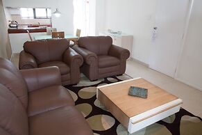 Highlander Hotel & Apartments