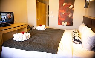 Highlander Hotel & Apartments