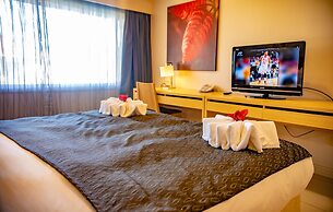 Highlander Hotel & Apartments