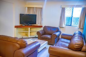 Highlander Hotel & Apartments