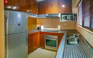 Highlander Hotel & Apartments