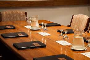 Bird of Paradise Hotel & Apartments