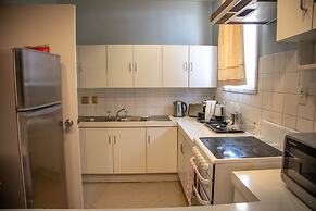 Bird of Paradise Hotel & Apartments