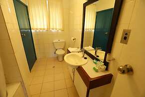 Bird of Paradise Hotel & Apartments