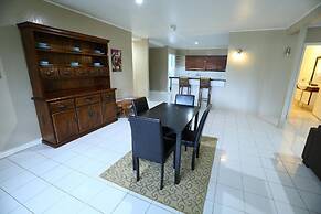 Bird of Paradise Hotel & Apartments