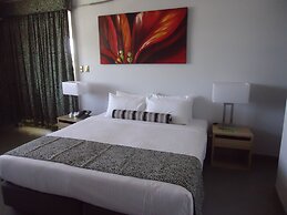 Bird of Paradise Hotel & Apartments