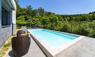 Kylin Villa Resort Jeju