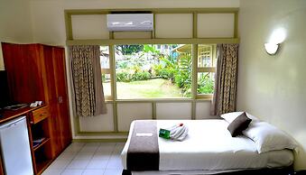 Huon Gulf Hotel & Apartments