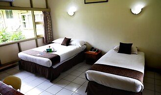 Huon Gulf Hotel & Apartments