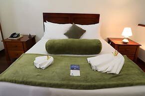 Huon Gulf Hotel & Apartments